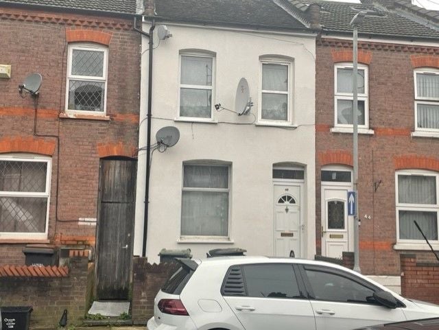 House Malvern Road in Luton