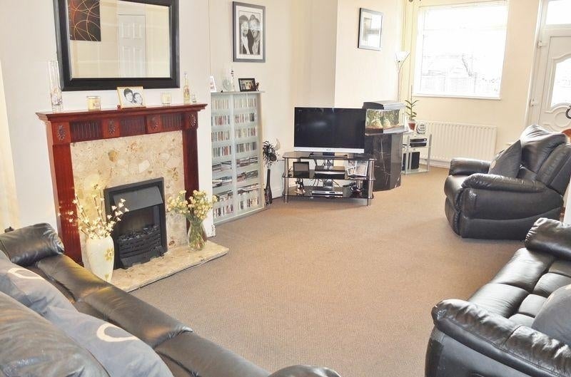 House Vale Drive in Shirebrook
