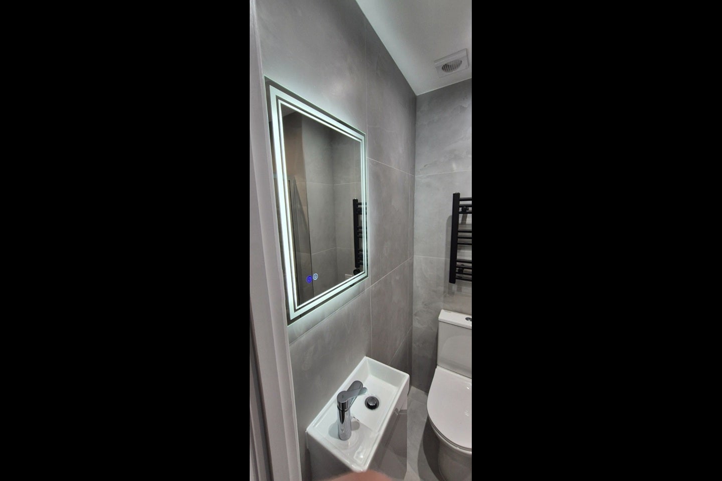 Room Larkspur Way in Basildon