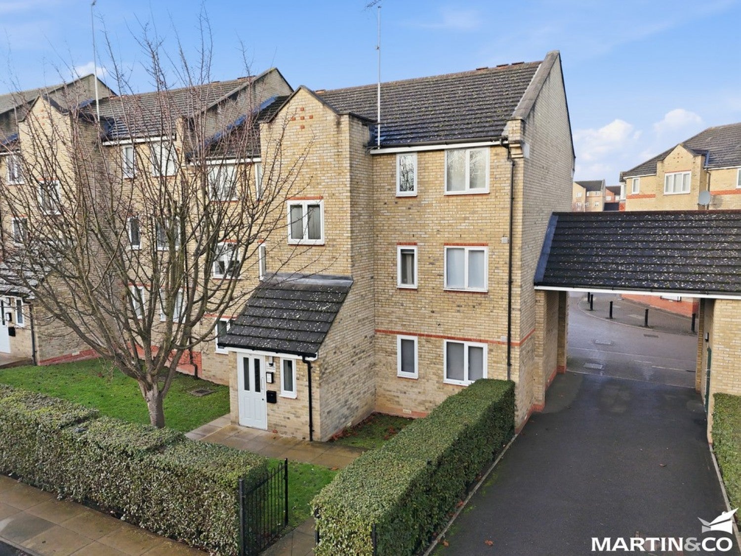 Flat Rookes Crescent in Chelmsford