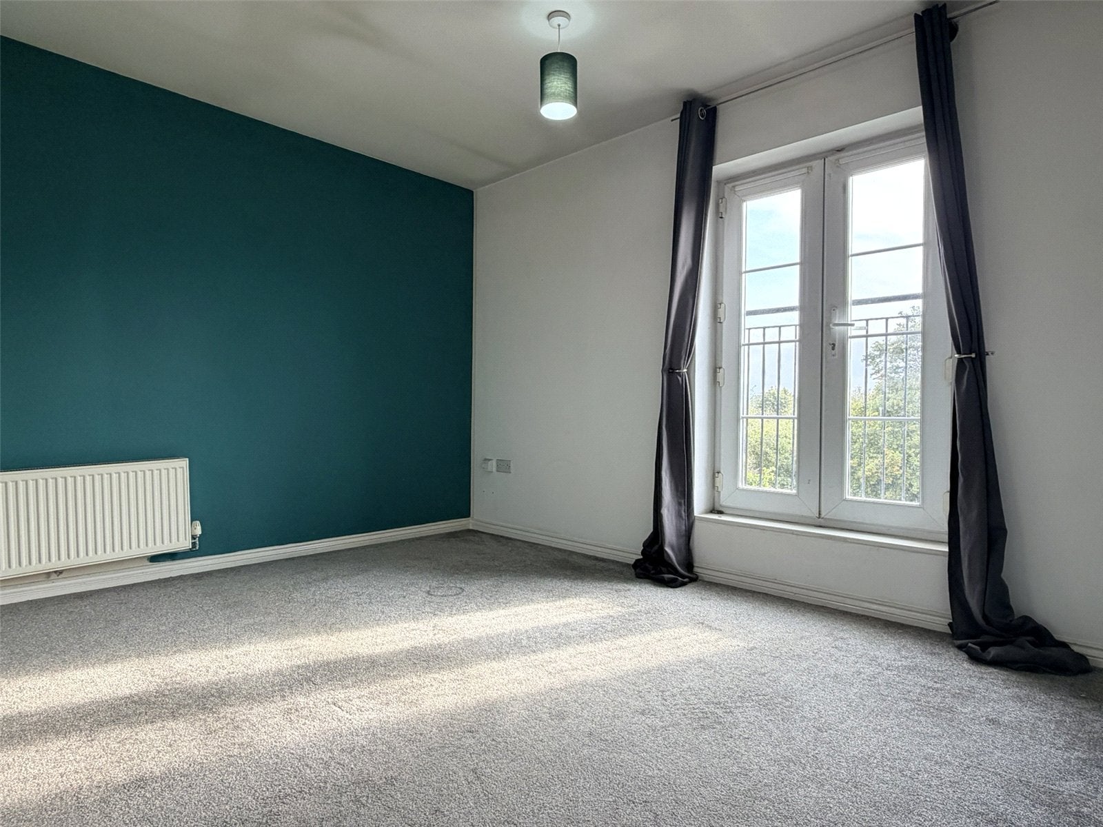 Flat Woodvale in Gloucester