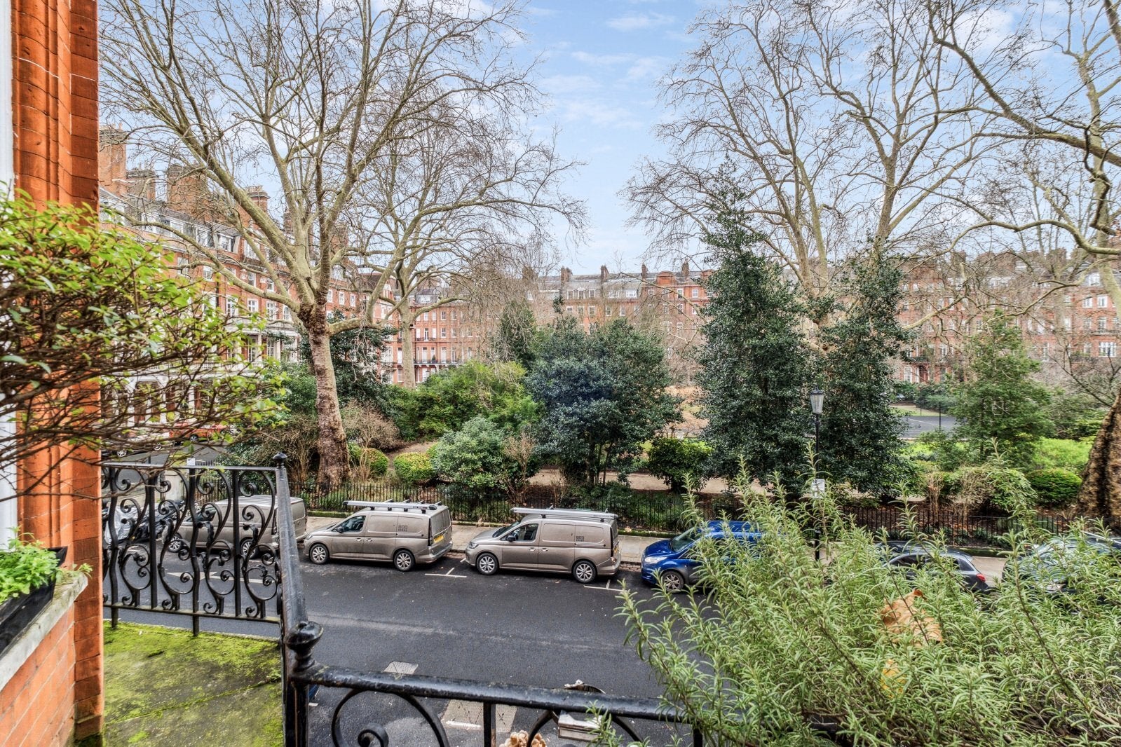 Flat Cadogan Square in Greater London