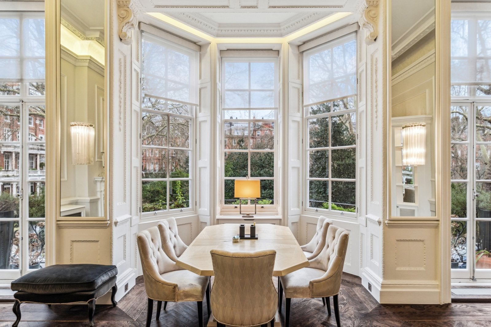 Flat Cadogan Square in Greater London
