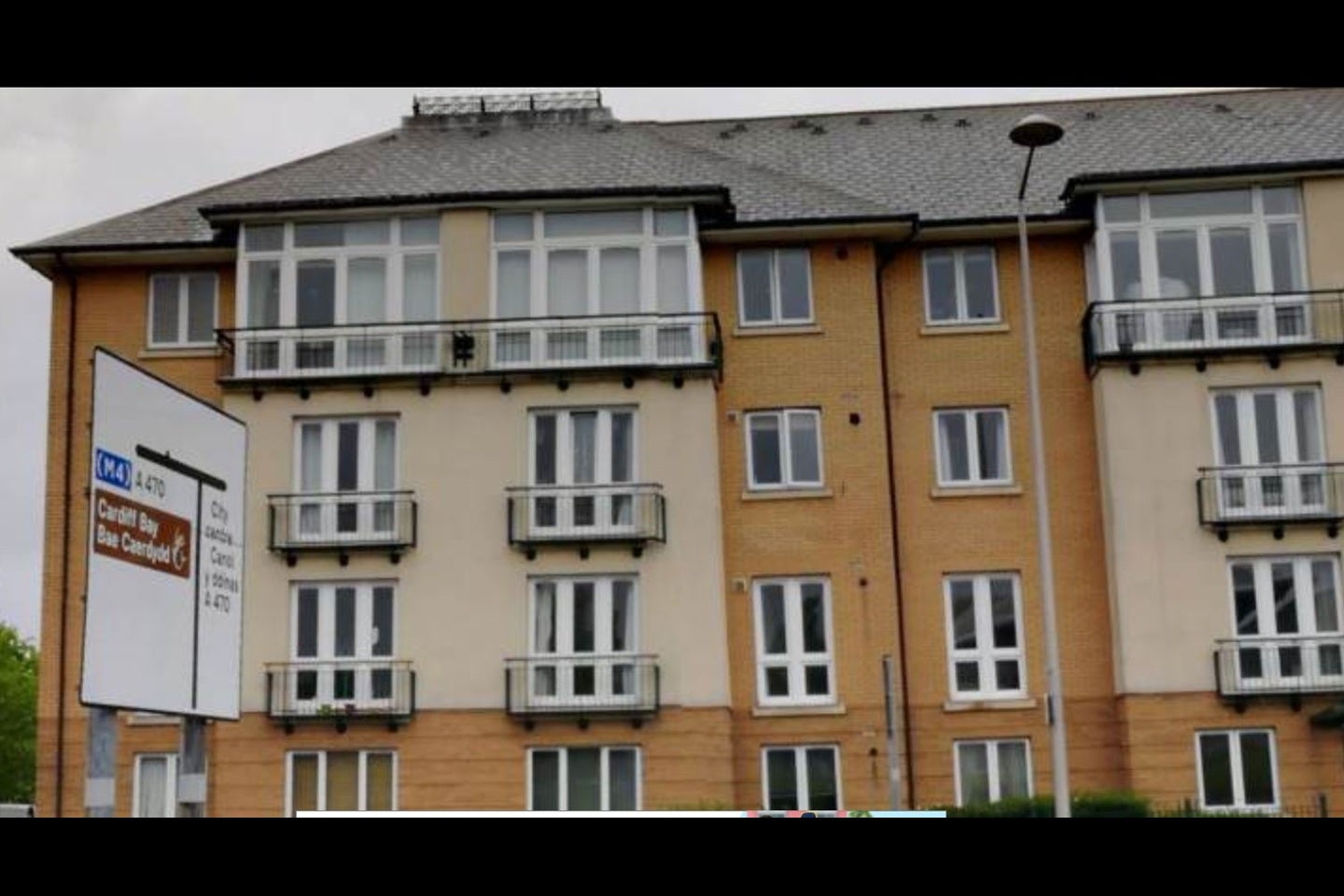 Flat Lloyd George Avenue in Cardiff