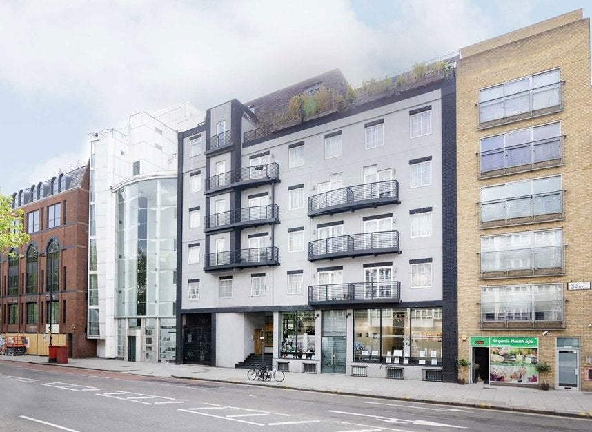 Flat Old Street in Greater London