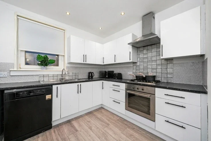 Flat Colt Avenue in Coatbridge