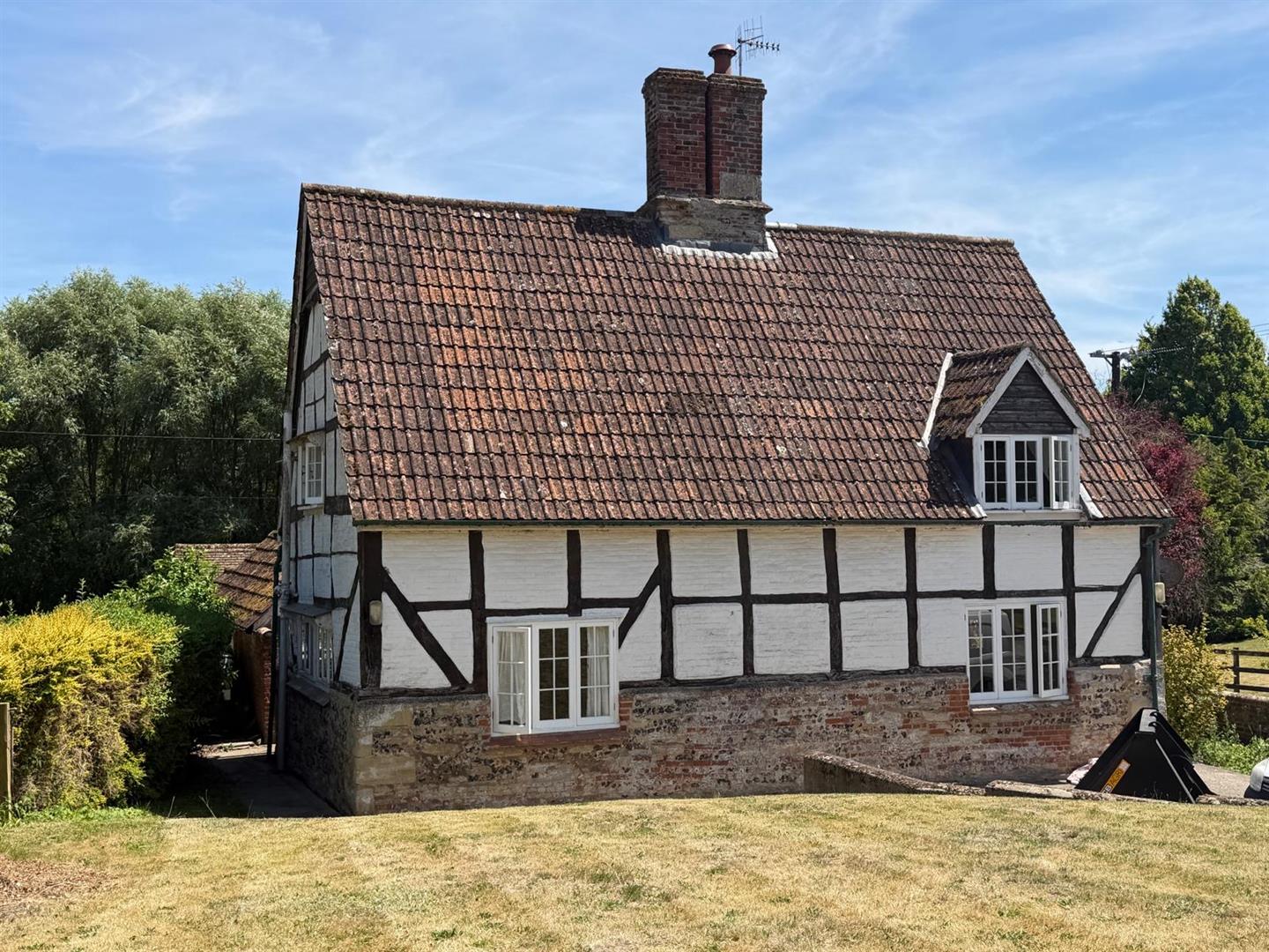 House Over Street in Stapleford