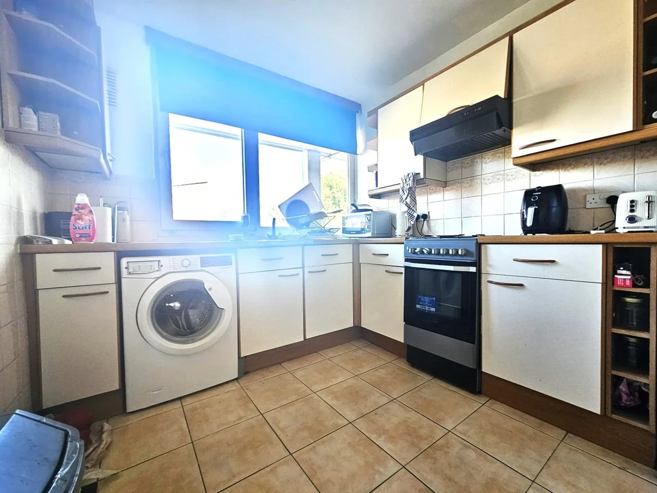 Flat Twyford Street in Greater London