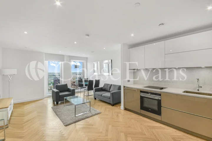 Flat Newington Causeway in Greater London