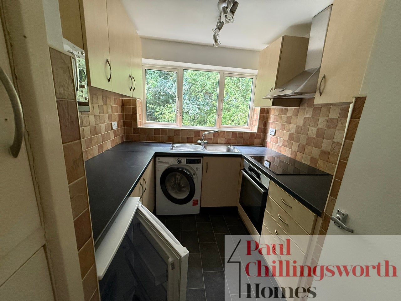 Flat Woodcraft Close in Coventry