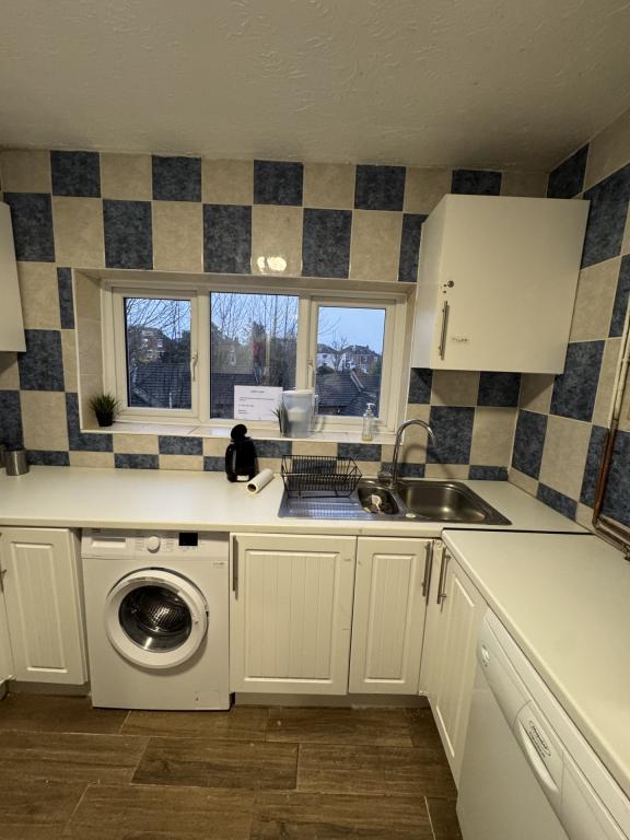 Room Tennyson Road in Southampton