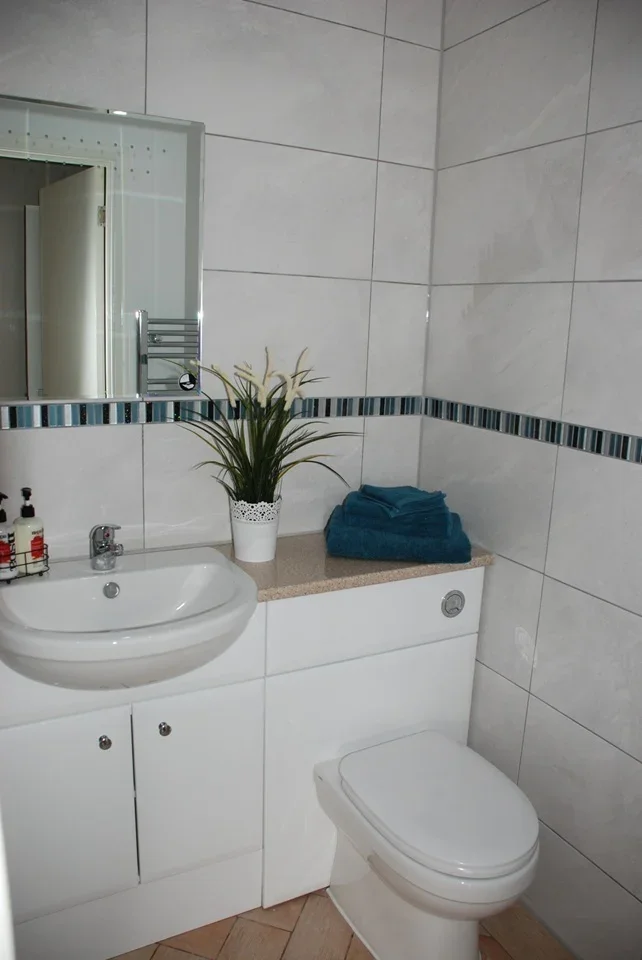Room Crossway in Greater London