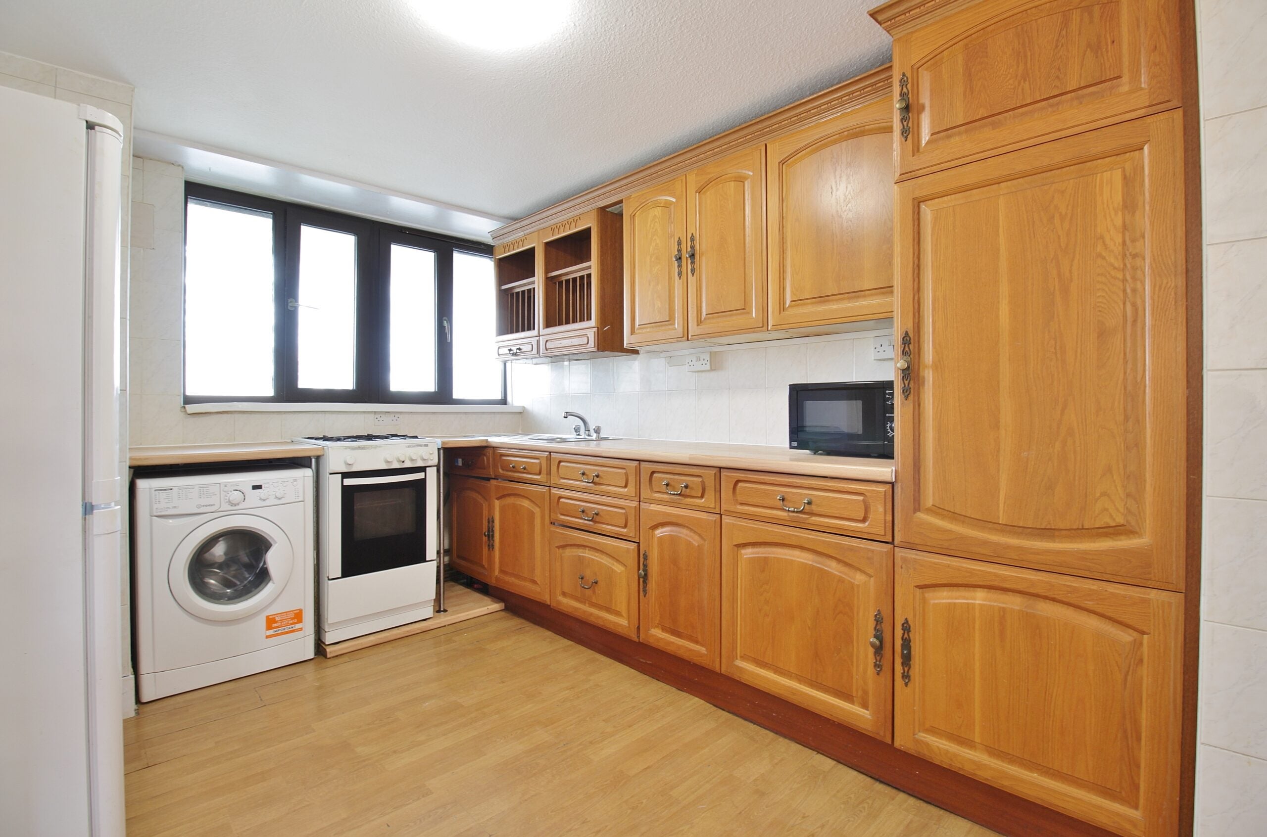 Flat Mogden Lane in Greater London