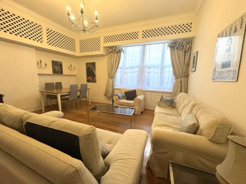 Flat Kinnerton Street in City of Westminster