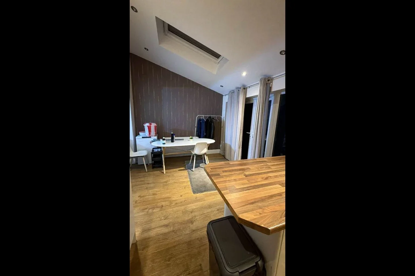 Room Heathway in Greater London