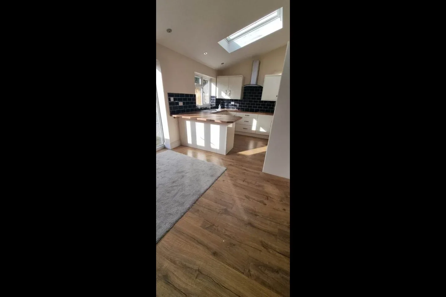 Room Heathway in Greater London