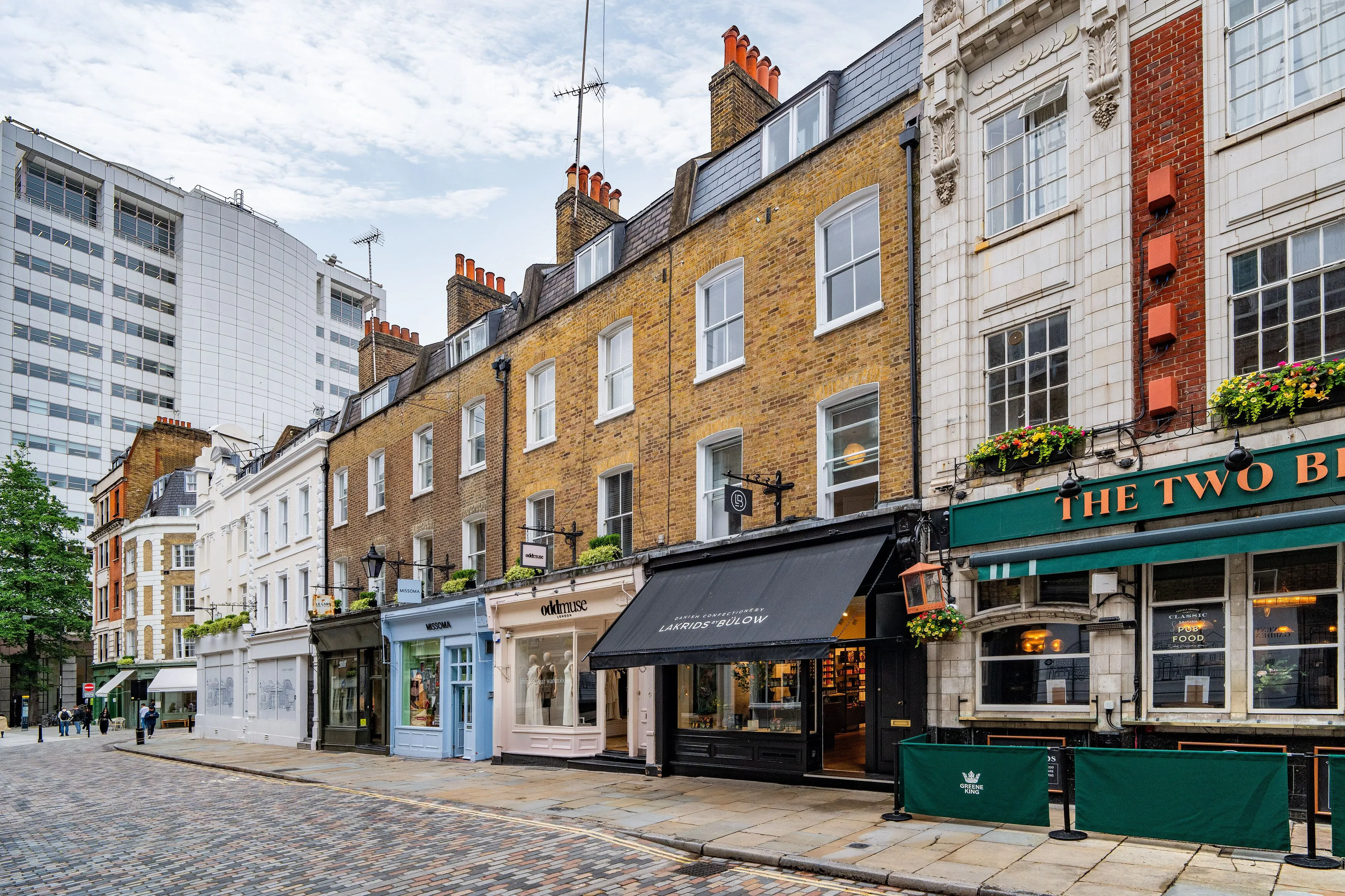 Flat Monmouth Street in Greater London