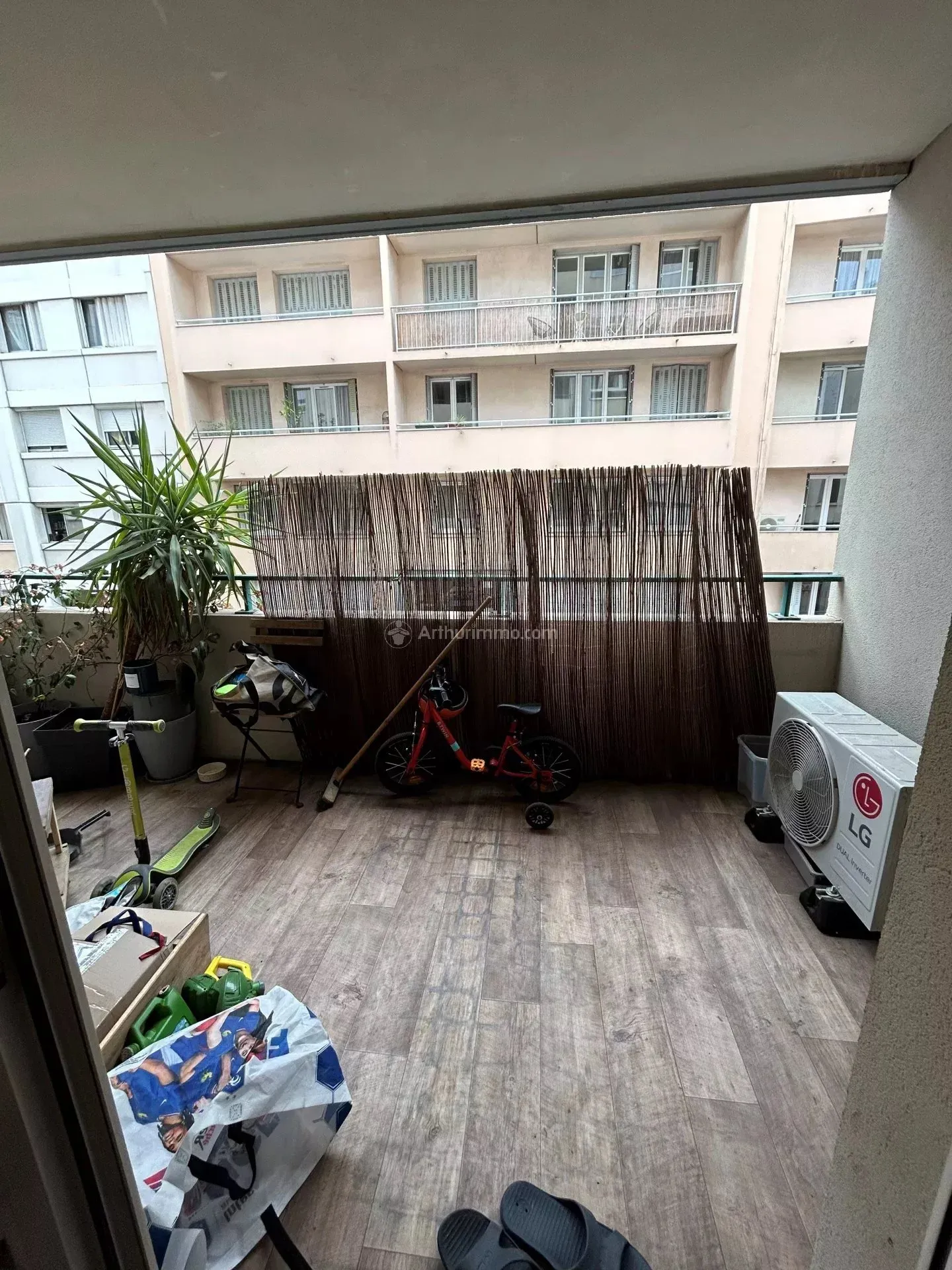 Flat Rue Racine in Villeurbanne