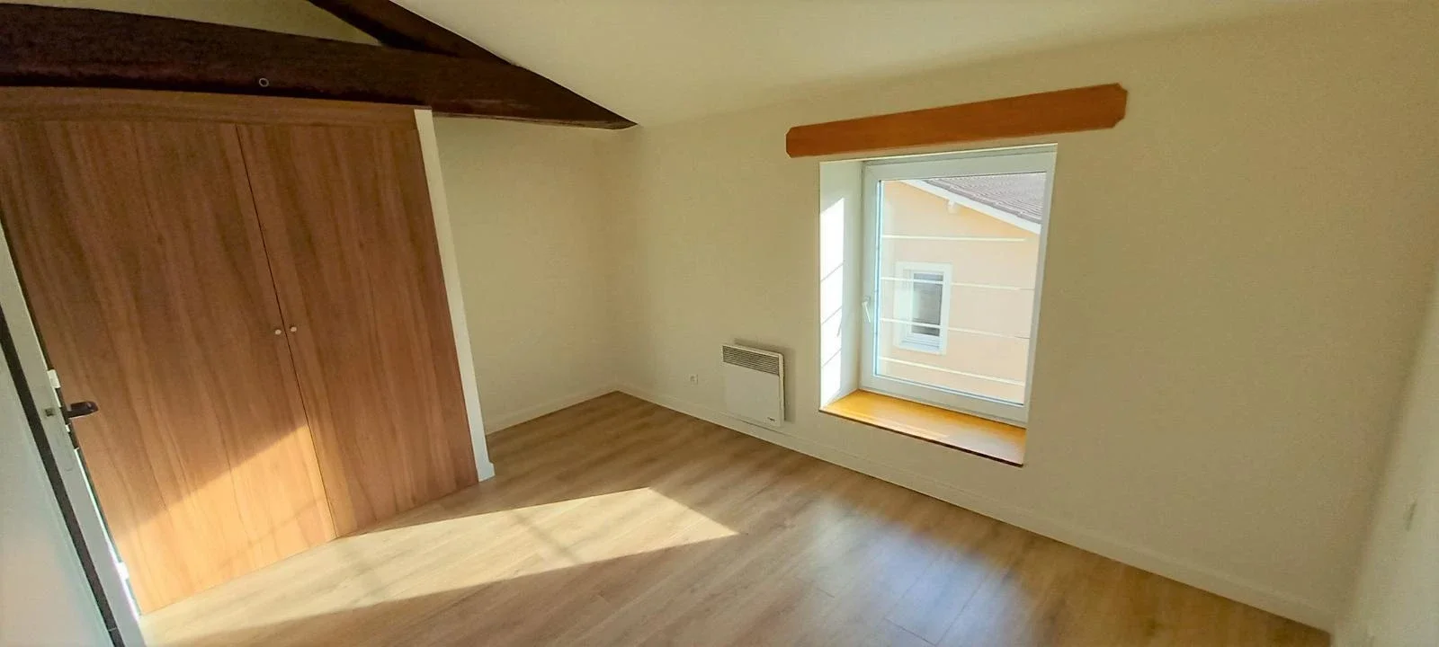 Appartement Rue Ernest Renan à Villefranche-sur-Saône