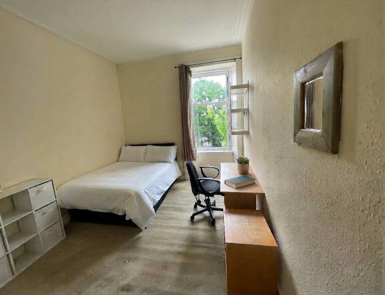 Flat Hawkhill in Dundee