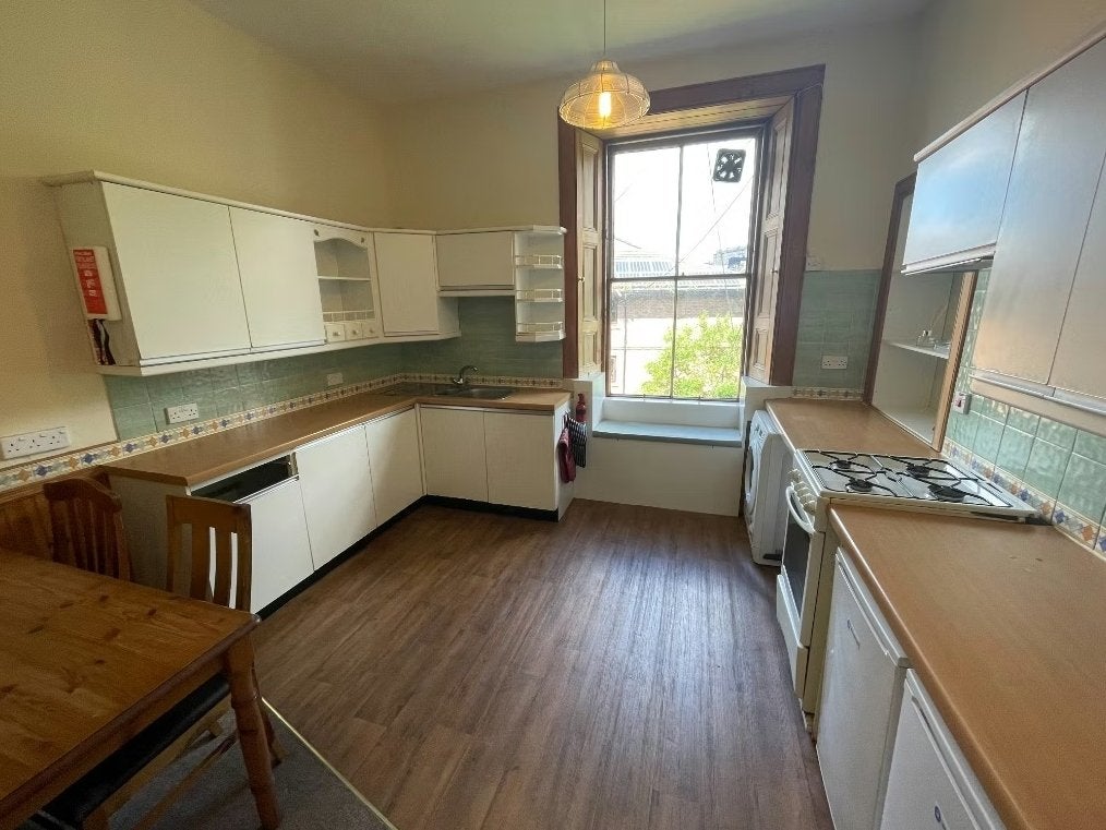 Flat Panmure Place in City of Edinburgh