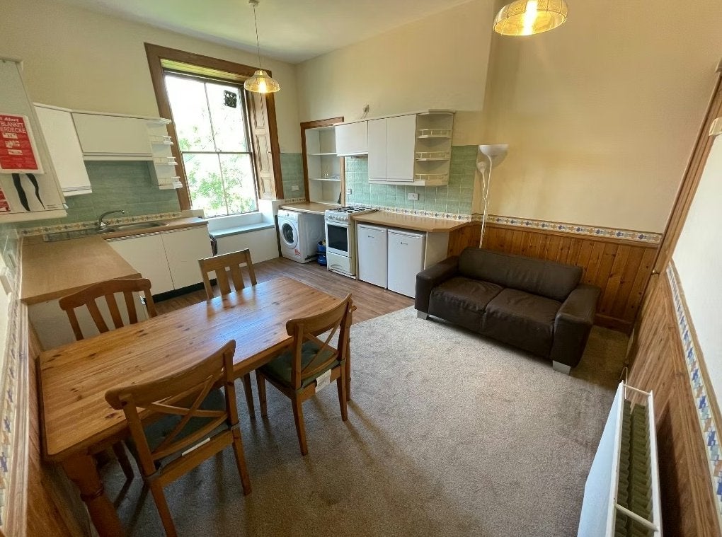 Flat Panmure Place in City of Edinburgh