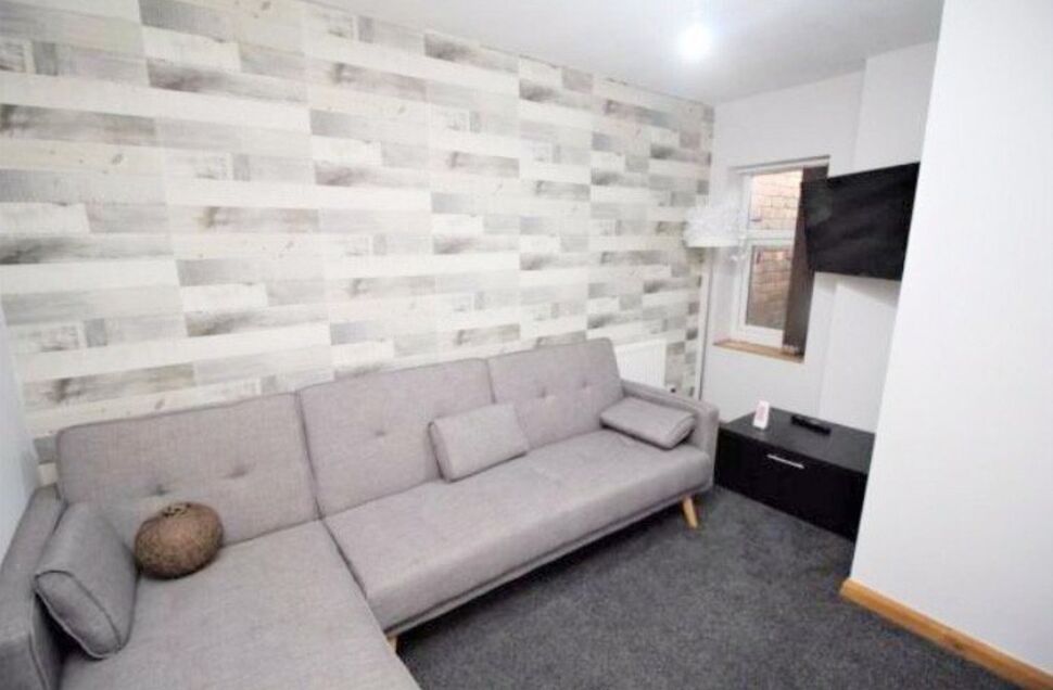 Room Shelley Road in Preston