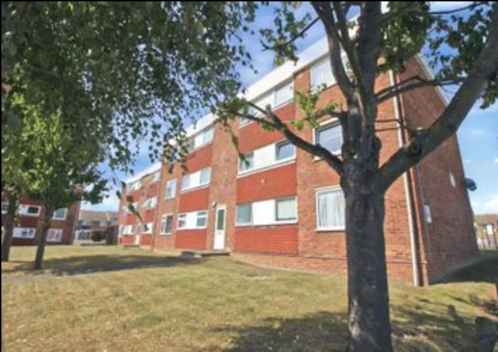Flat Bingley Close in Tonbridge and Malling