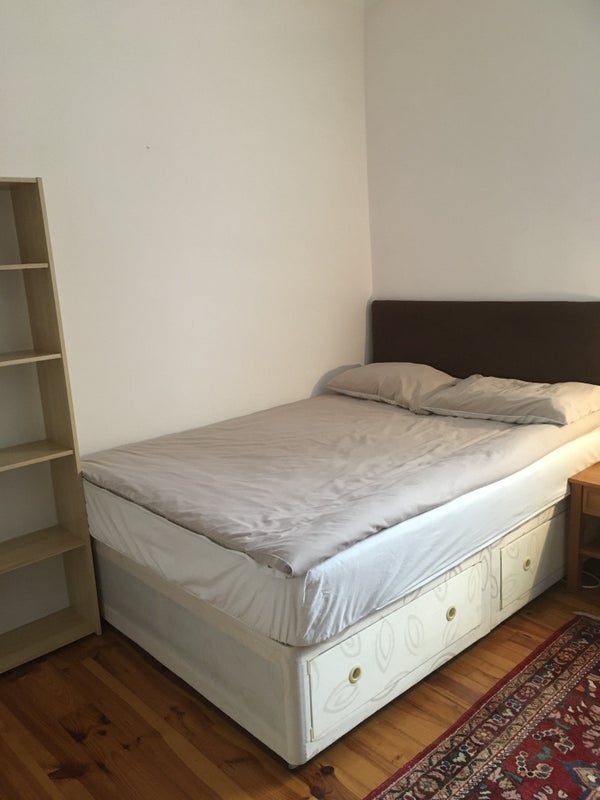 Room Whitehall Gardens in Greater London