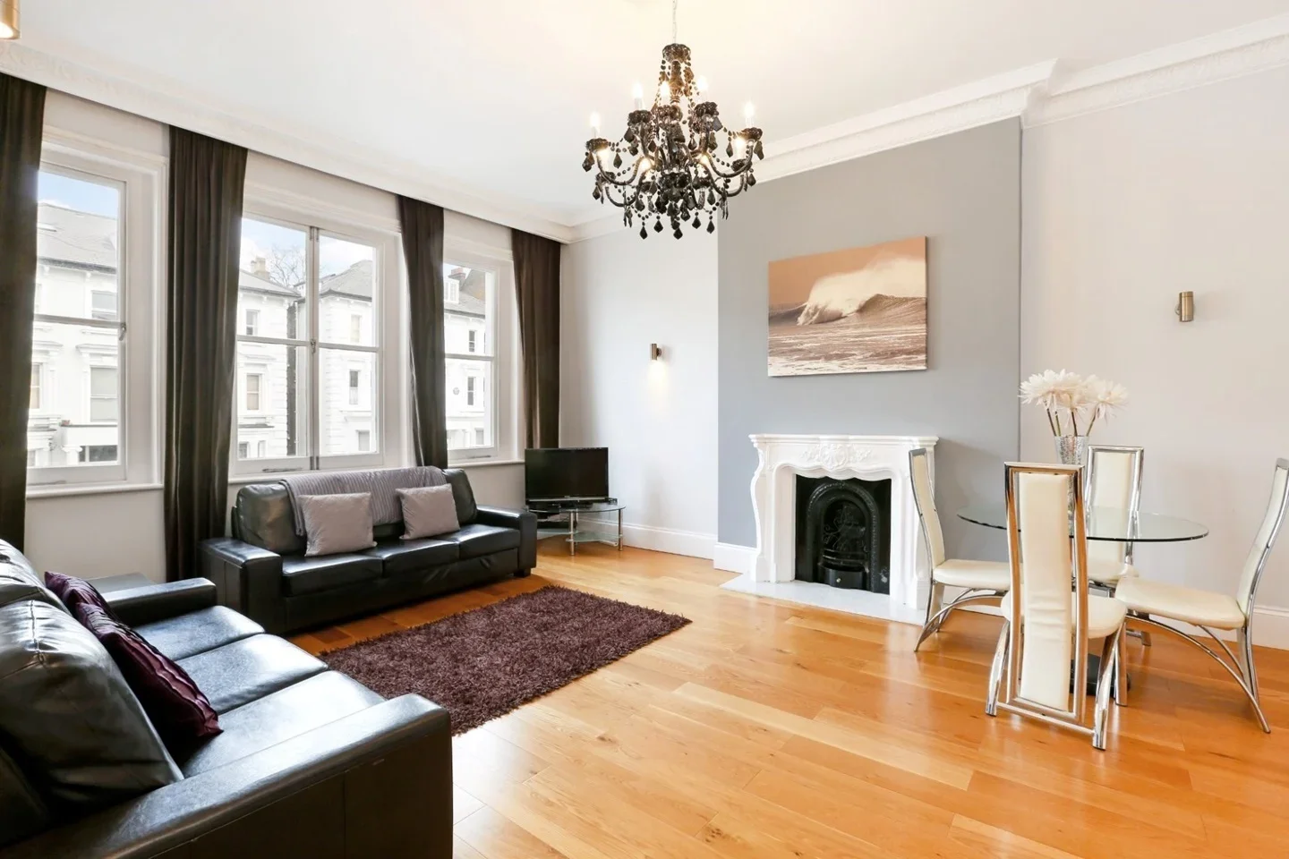 Flat Belsize Park Gardens in Greater London
