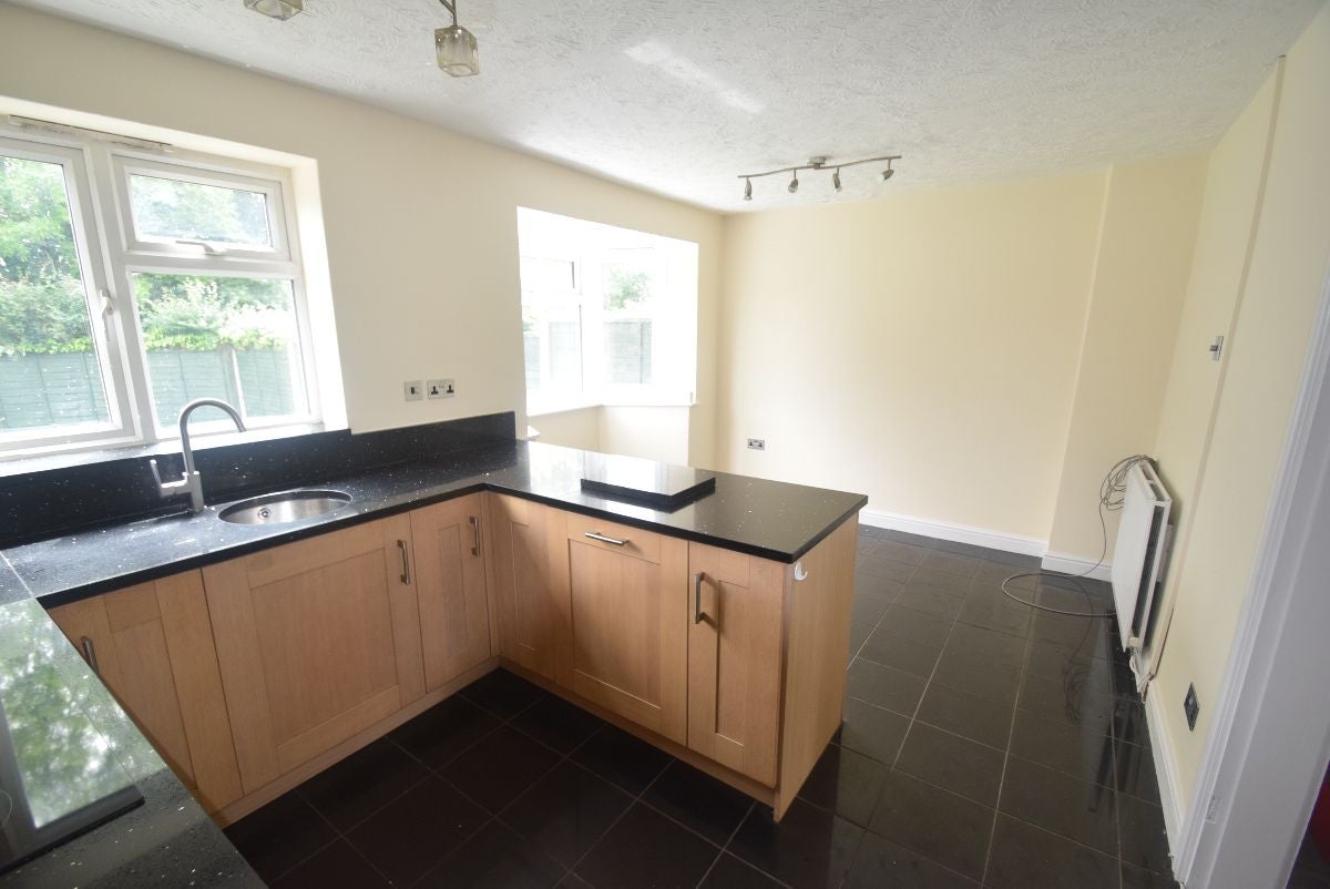 House Knightley Way in Stafford