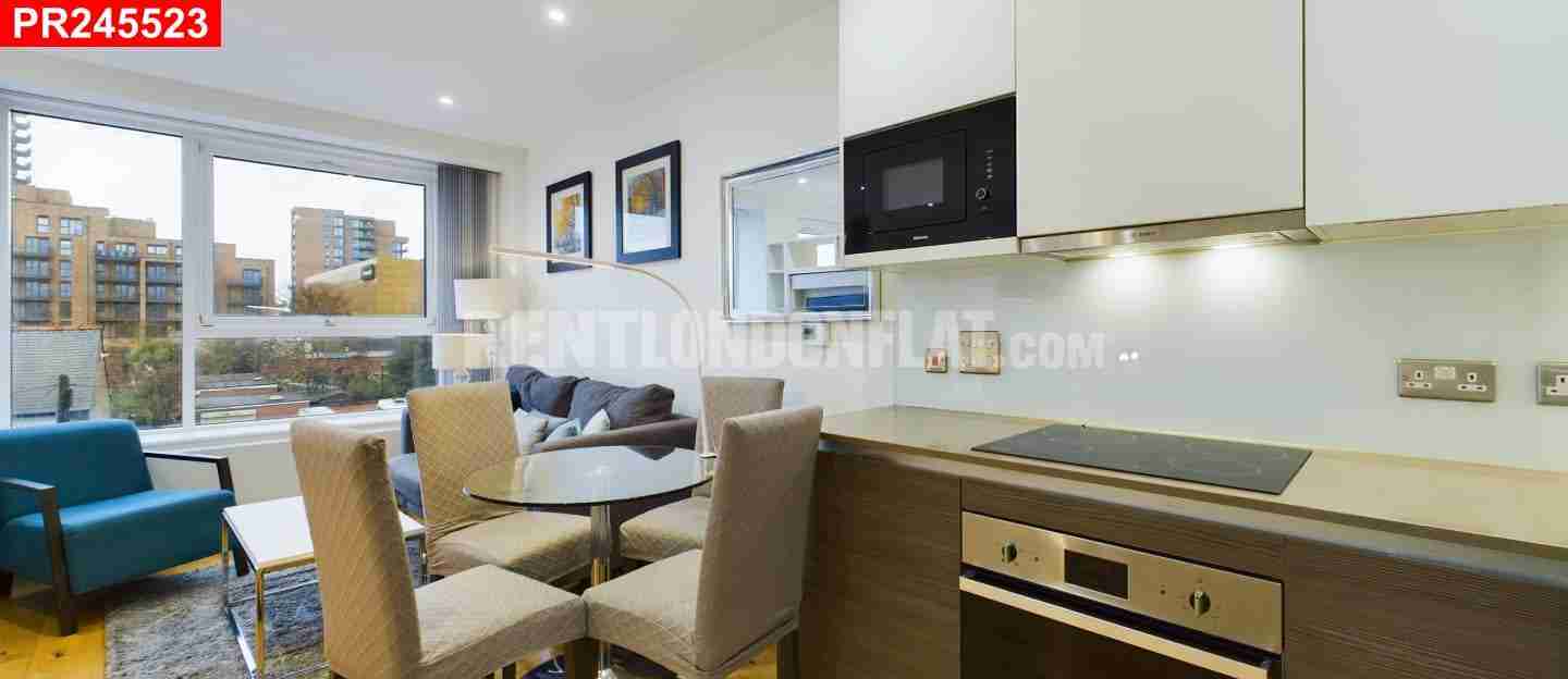 Flat Bath Road in Taplow