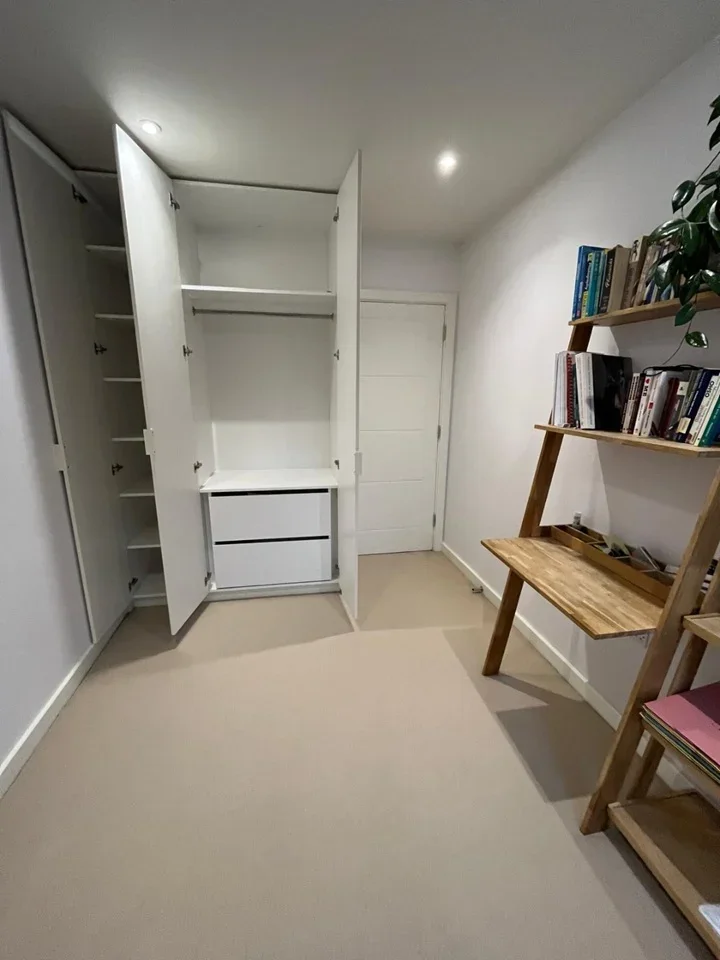 Room Woodford Road in Watford