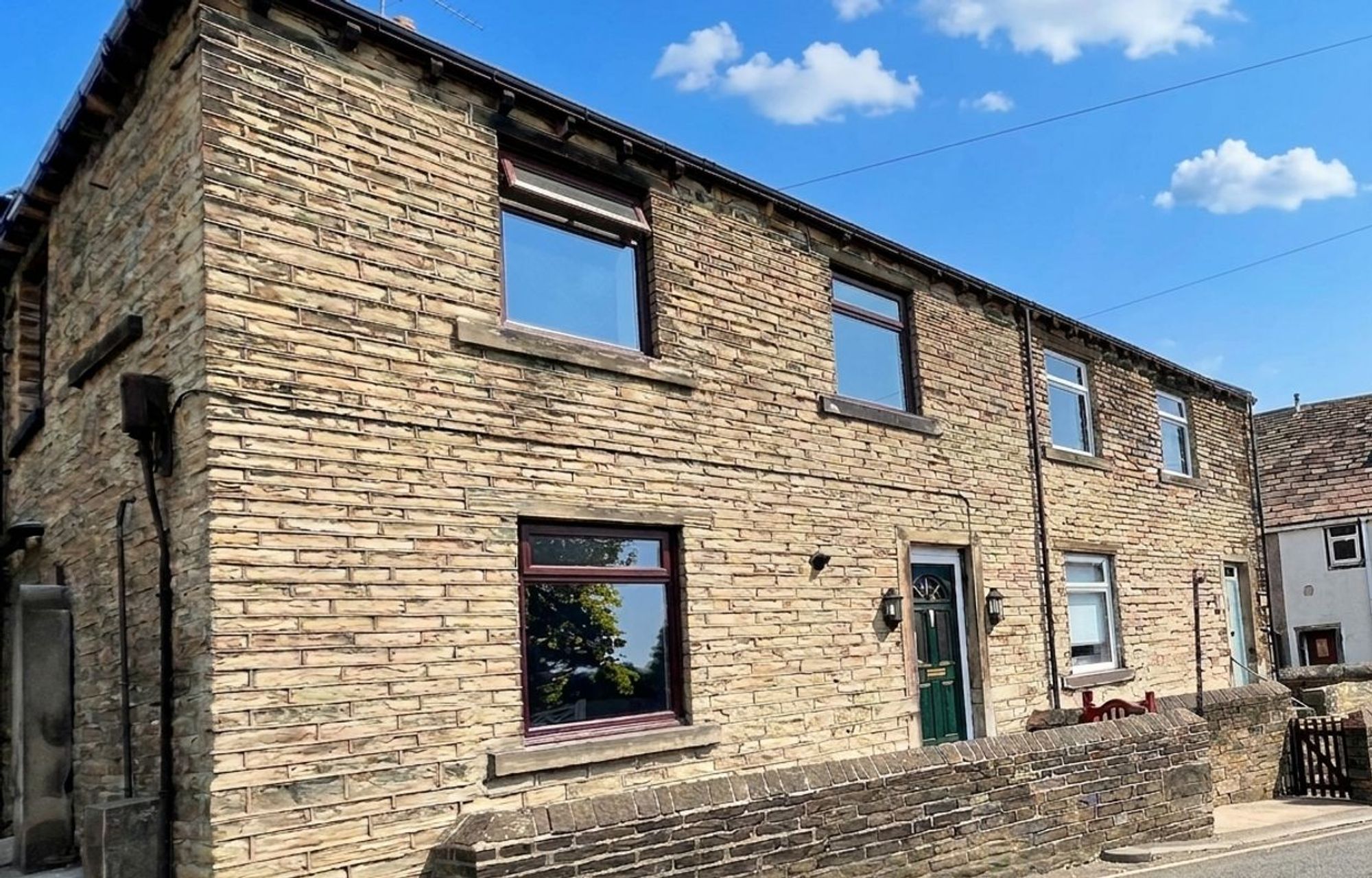 House Long Lane in Kirklees