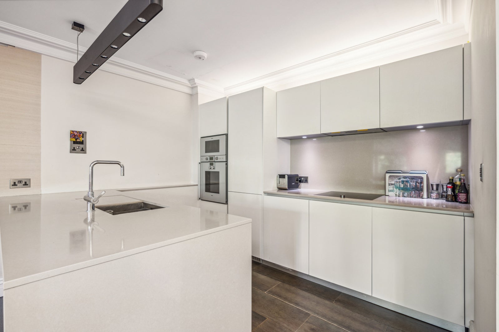 Flat Queen's Gate in Greater London