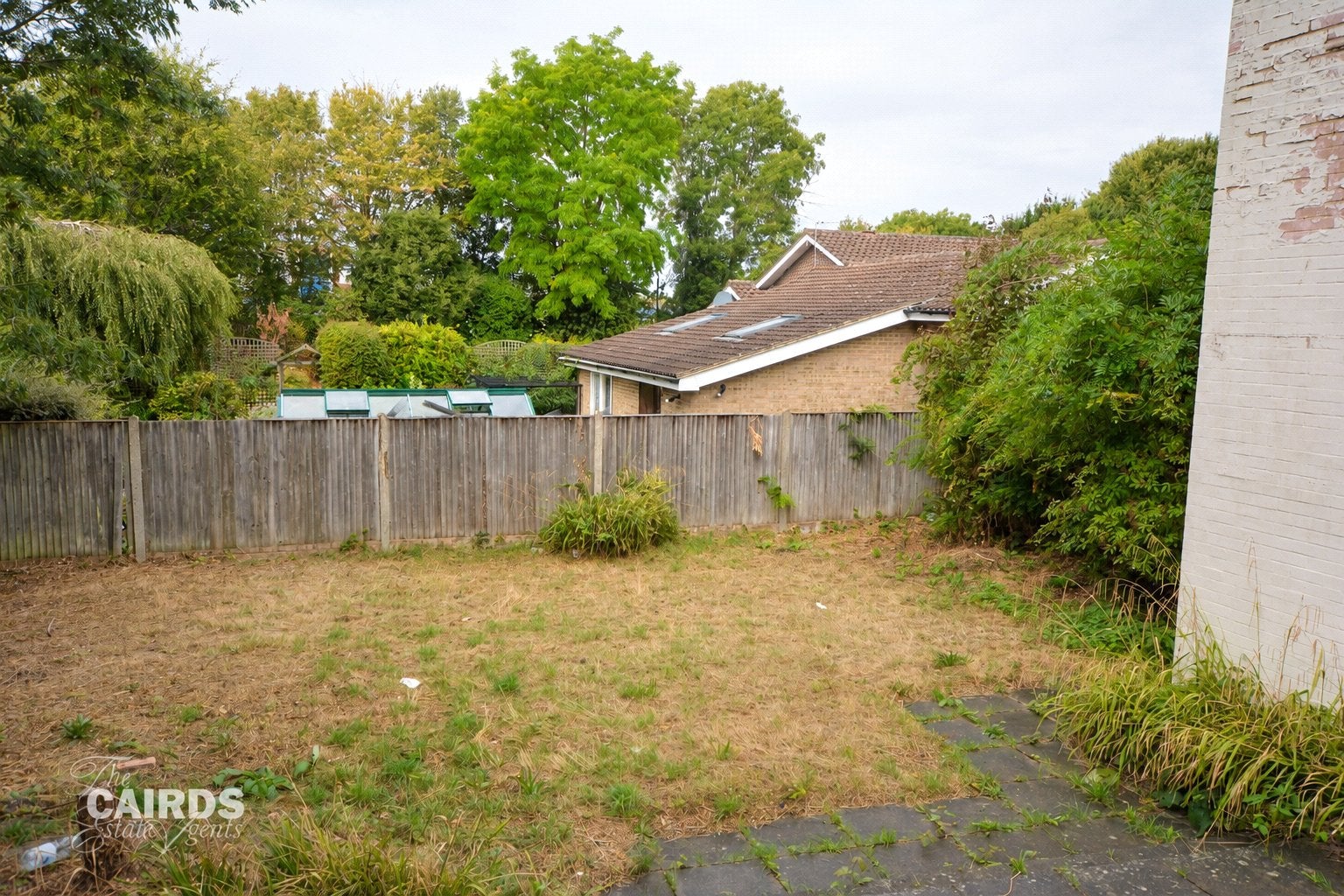 Flat Epsom Road in Epsom and Ewell