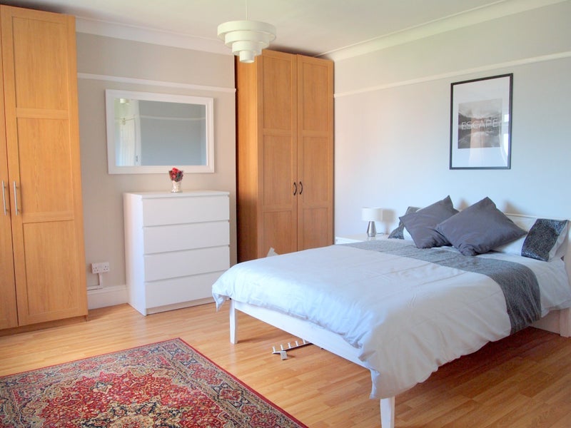 Room The Meres in Greater London
