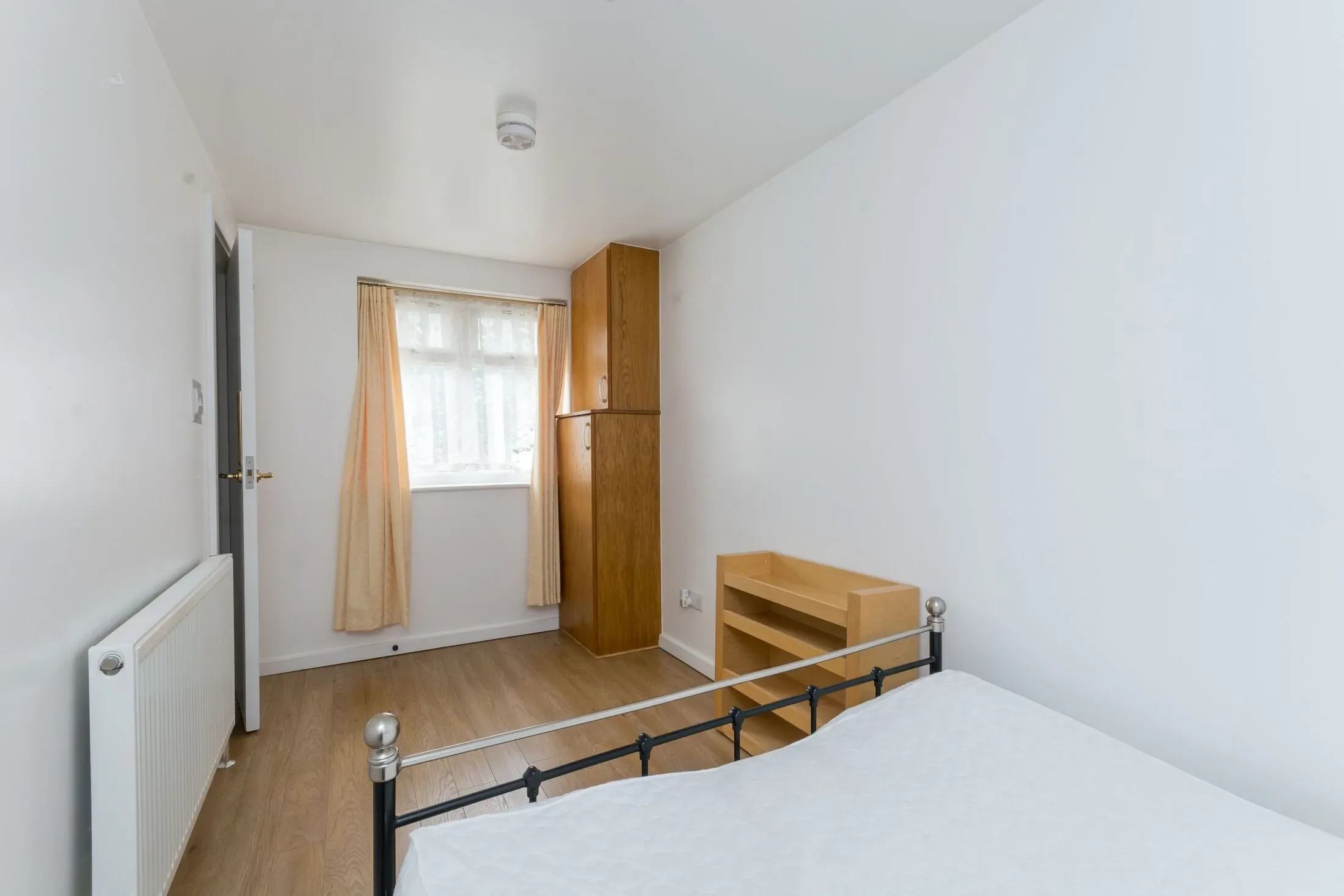 Flat Noel Road in Greater London