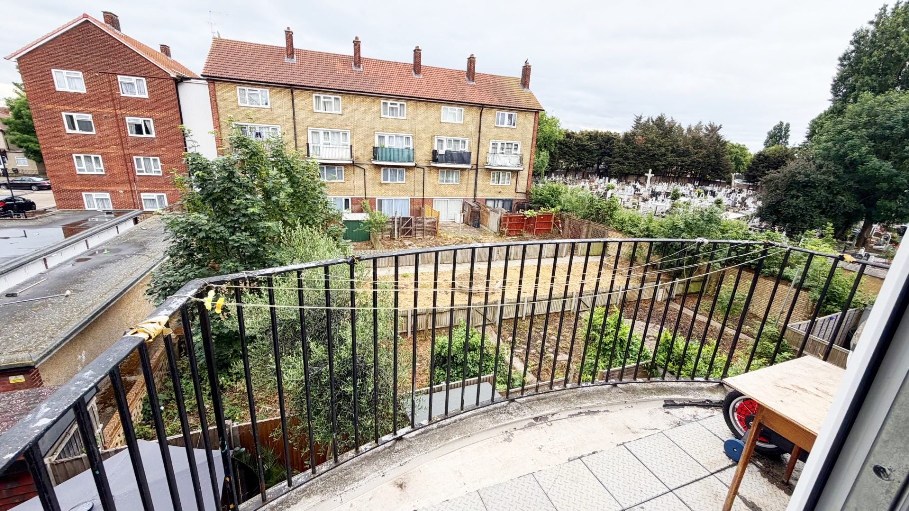 Flat Barrowfield Close in Greater London