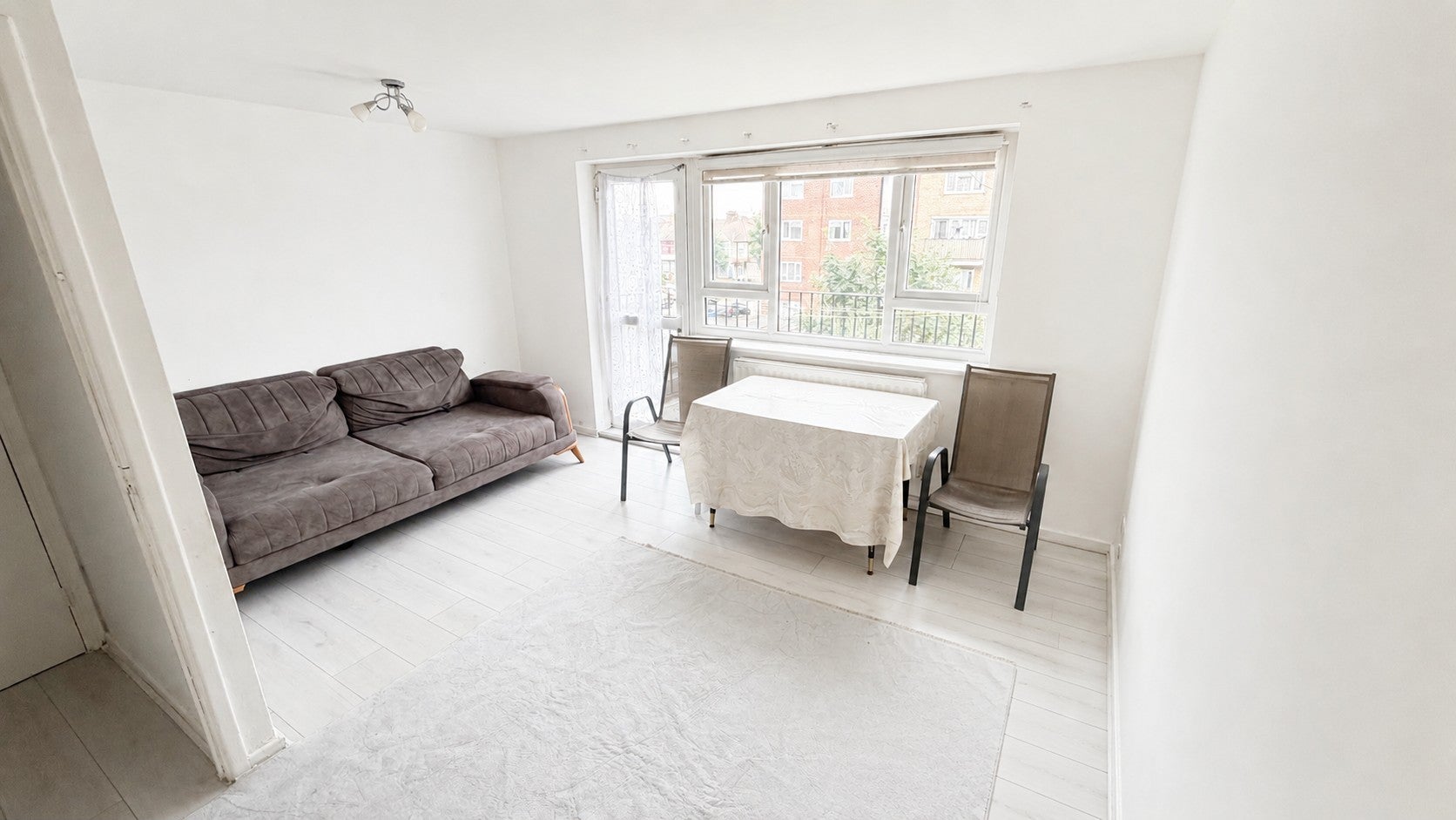 Flat Barrowfield Close in Greater London