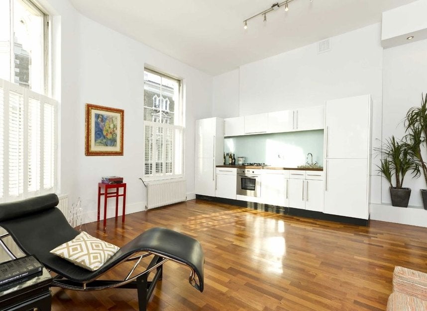 Flat Ladbroke Grove in Greater London