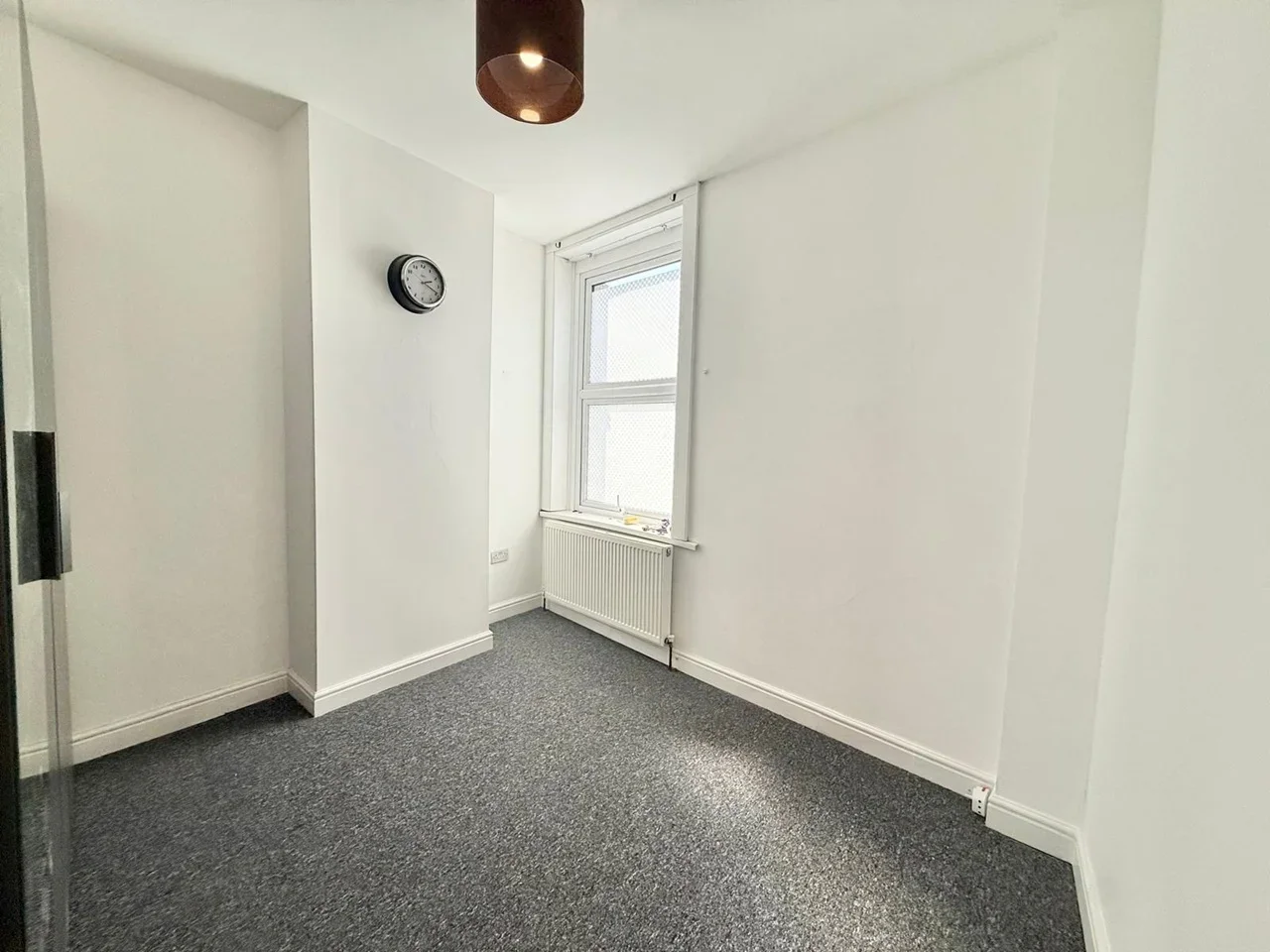 Flat Colney Hatch Lane in Greater London