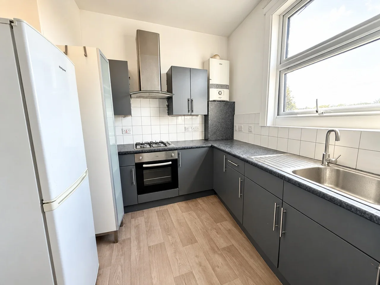 Flat Colney Hatch Lane in Greater London