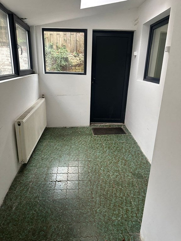 Twee-onder-één-kap te koop: Sint Barbarastraat 68, Heerlen