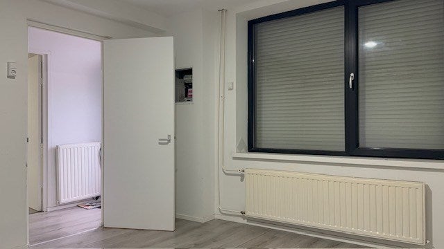 Twee-onder-één-kap te koop: Sint Barbarastraat 68, Heerlen