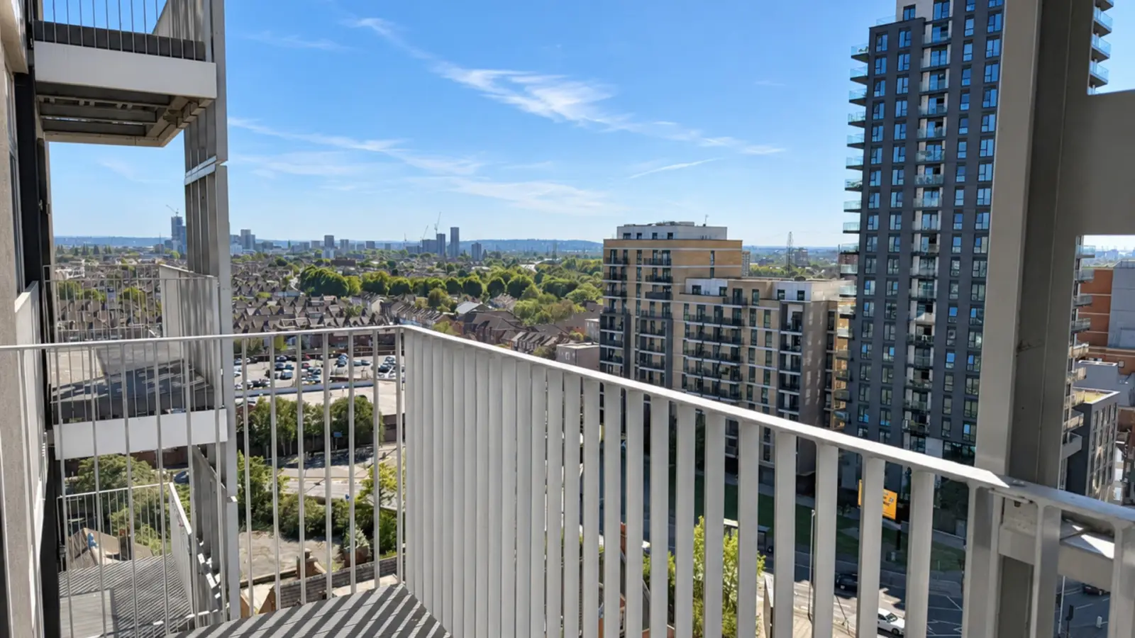 Flat Wesley Avenue in Greater London