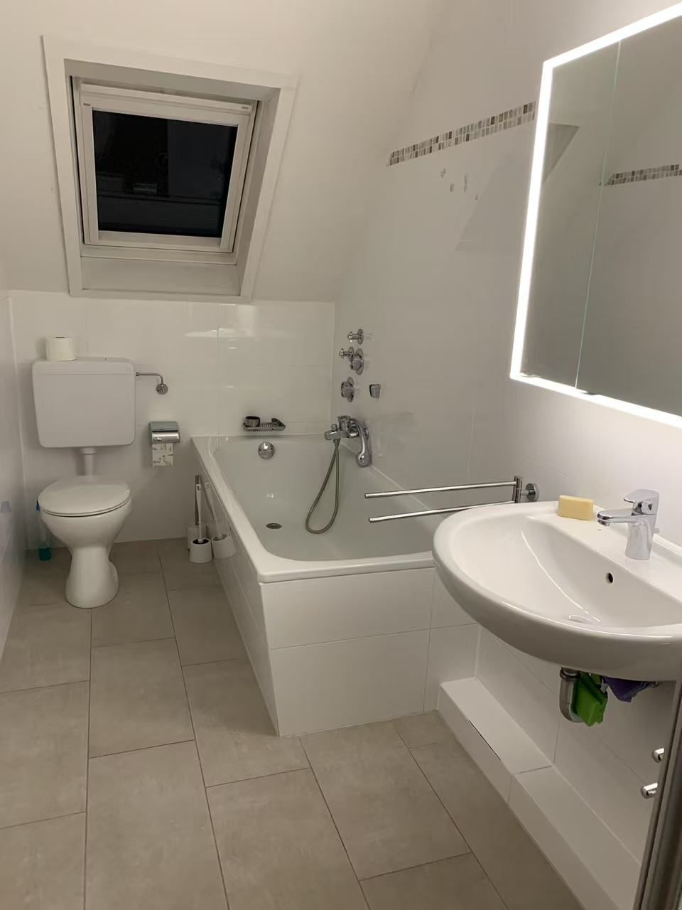 Zimmer Blumenau in Hamburg