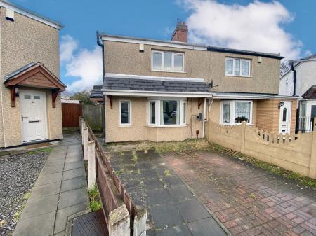 House Garden Walk in Wolverhampton