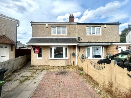 House Garden Walk in Wolverhampton