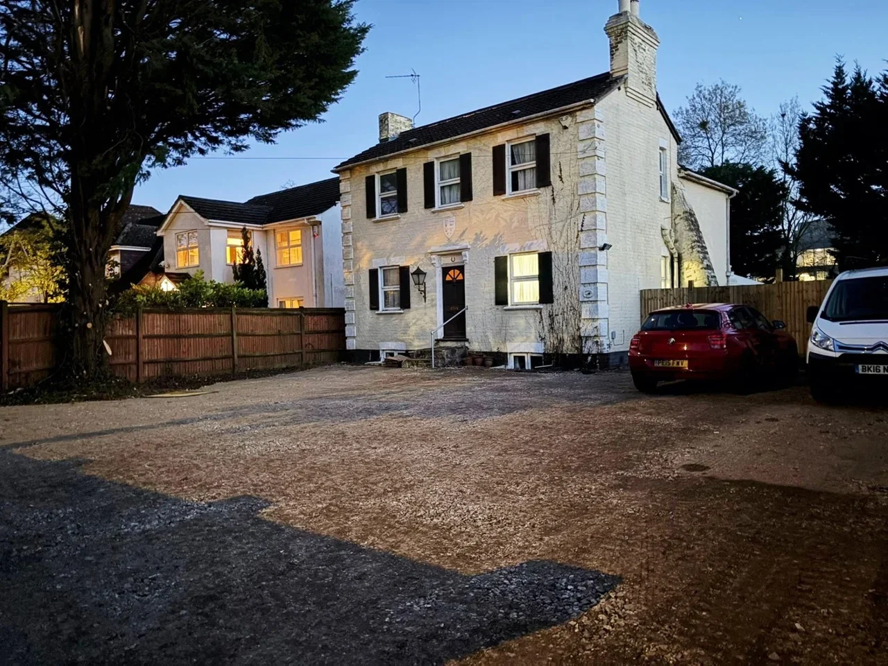 Flat Wokingham Road in Bracknell